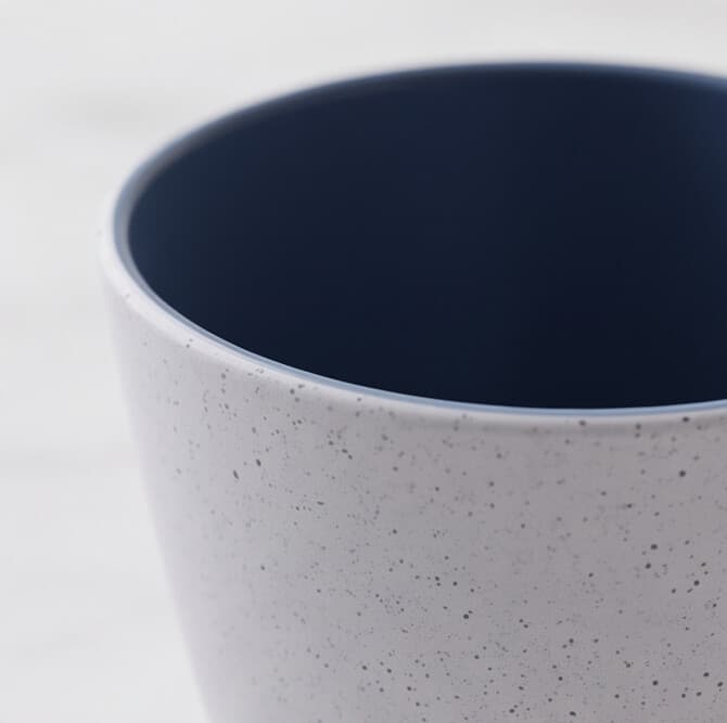 Blue and white ceramic bowl with a matte finish, size 7.5×7.5×7 cm, practical for daily use. 7