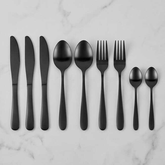 16-piece black cutlery set with a simple design, suitable for everyday table use. 4