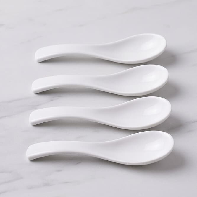 Luxury White Melamine Serving Spoon for Soups and Broth with Long Comfortable Handle – Size 14×4 cm

