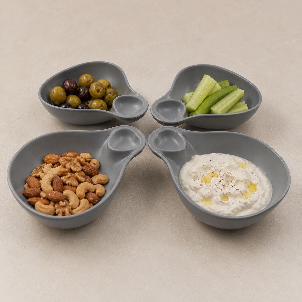Luxury Innovative Melamine Serving Plate with Main Section and Small Sauce Compartment in Gray Set of 4 Pieces – Size 21×16.5×6 cm

