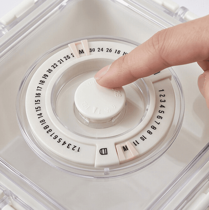 Transparent Food Storage Container with Round Lid for Date Tracking - Small 4