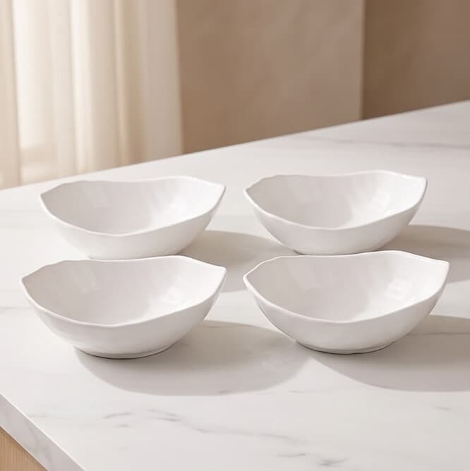 Luxury Oval Melamine Serving Bowl with Wavy Edges in White – Size 20×12.5×7.3 cm

