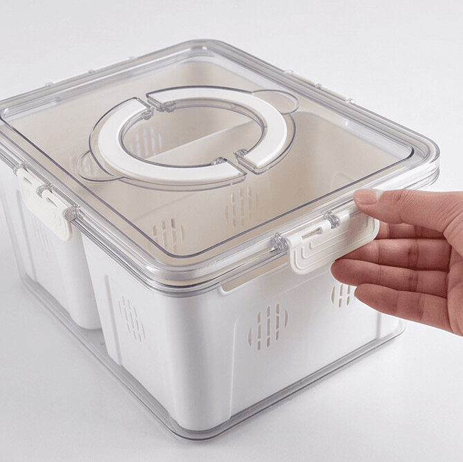 Clear 2-Compartment Food Storage Container with Center Handle and Drain Tray