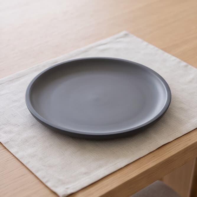 Luxury Round Matte Gray Melamine Serving Plate Set of 4 Pieces – Size 18×18×2 cm


 3