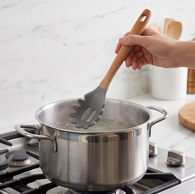 Kitchen Utensil 3202A (Wooden Spaghetti Spoon) 3