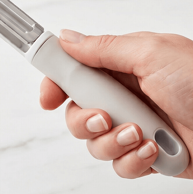 Fruit & Vegetable Peeler 4